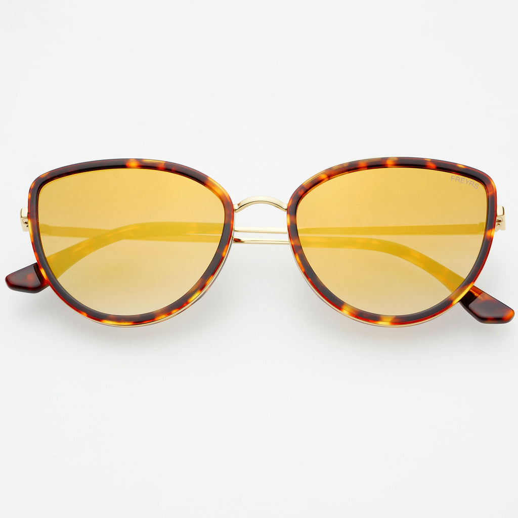 Cat 3 Lens Sunglasses Carve Vivian - Oversized Frames, UV  display picture 2