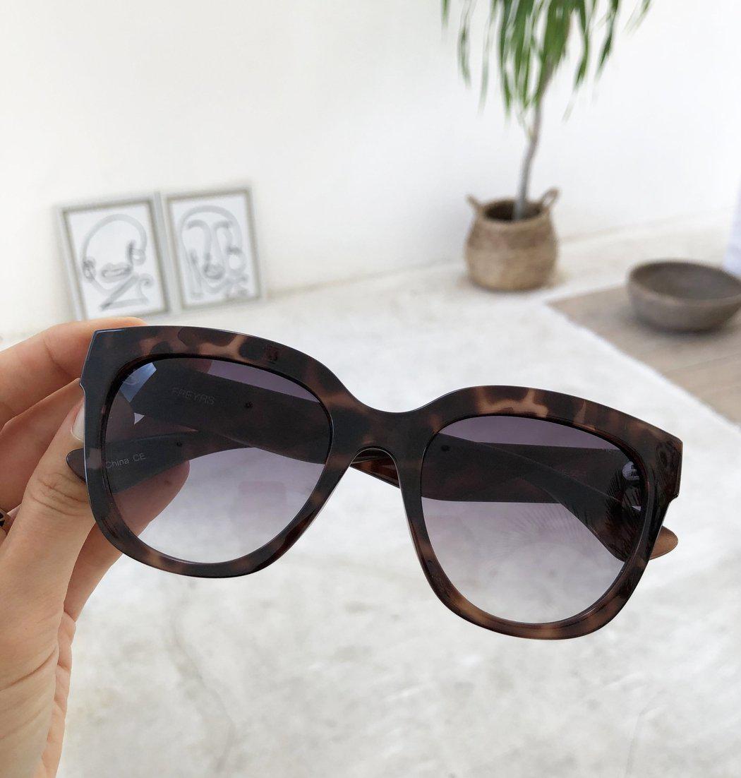 THE BELLE'S BLACK Designer Cat Eye Sunglasses | Sunglasses women designer,  Fashion sunglasses, Cat eye sunglasses