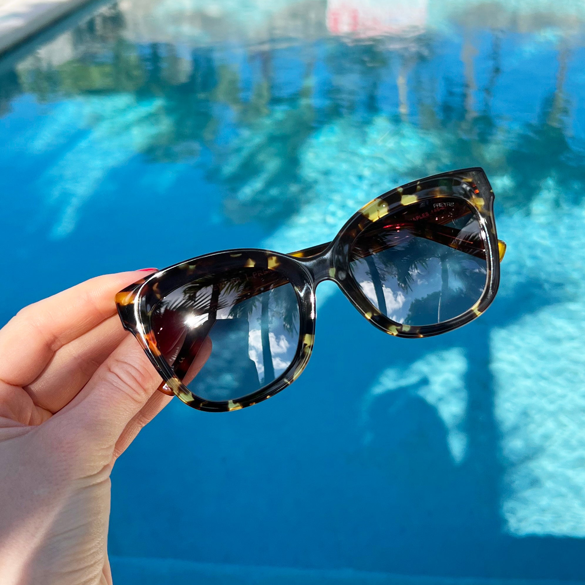 Naples Womens Fashion Cat Eye Sunglasses